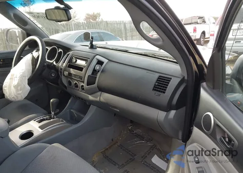 2010 Toyota Tacoma Base V6 z USA, uszkodzony, nr VIN 3TMLU4EN2AM043993